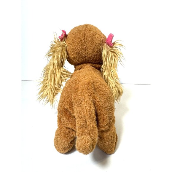 Club Petz Lucy Sing & Dance Interactive Dog Plush 20 Voice Commands Batteries In - Picture 3 of 7